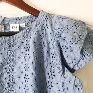 Gap blue eyelet blouse